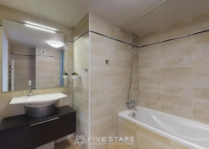Lägenhet Luxury Five Stars House *