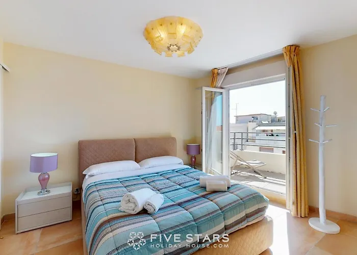 Luxury Five Stars House Lägenhet