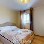 Luxury Five Stars House 公寓 *