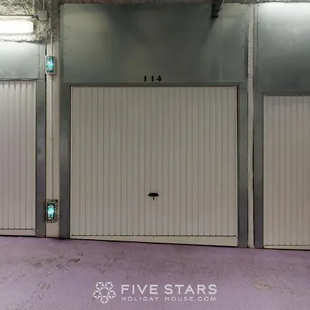 Luxury Five Stars House 公寓